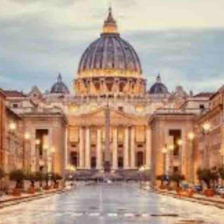 Appartamento A Due Passi Da San Pietro Рим Экстерьер фото
